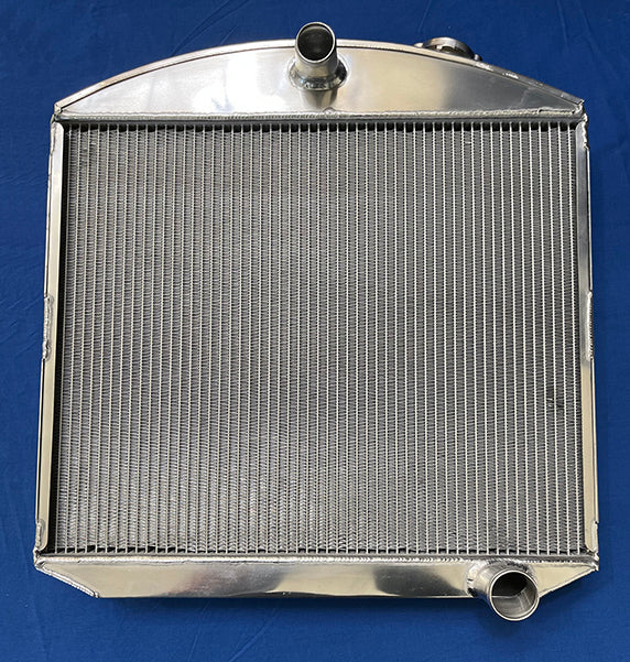 CHEVROLET FRONT MOUNT 55 56 57 STREET AND STRIP RADIATOR powered by SB-CHEV MOTOR (#79)