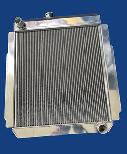 FORD FTRUCK 48-53 STREET AND STRIP RADIATOR powered by WINDSOR MOTOR (#233)