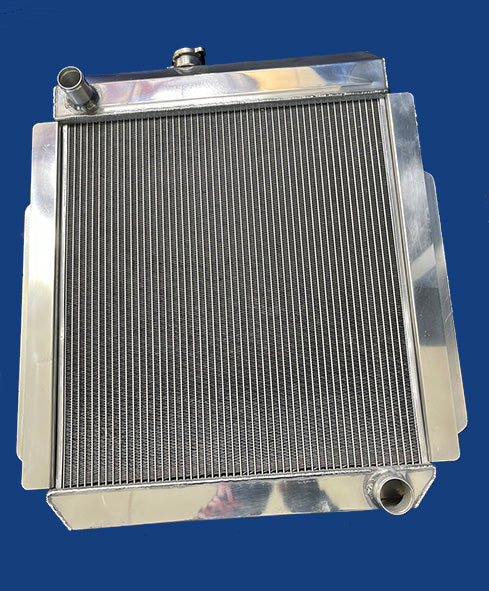 FORD FTRUCK 48-53 STREET AND STRIP RADIATOR powered by WINDSOR MOTOR (#233)